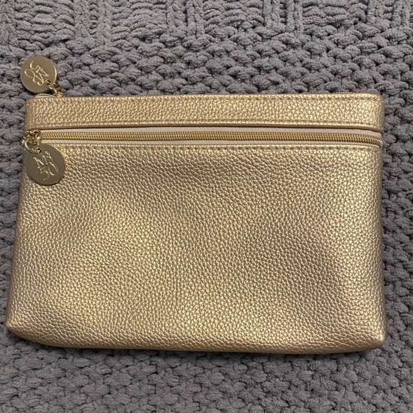 ✨FREE W/ PURCHASE✨ Mario Badescu Gold Makeup Bag - Picture 2 of 3